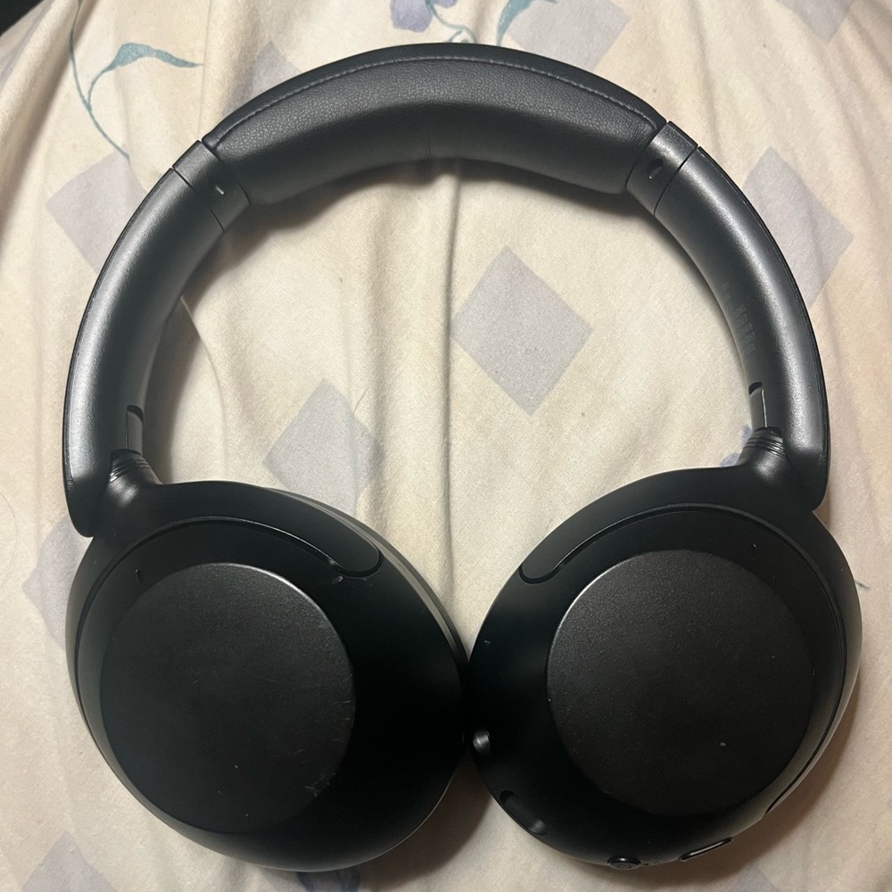 Sony noise canceling headphones black
(WH-XB910N
